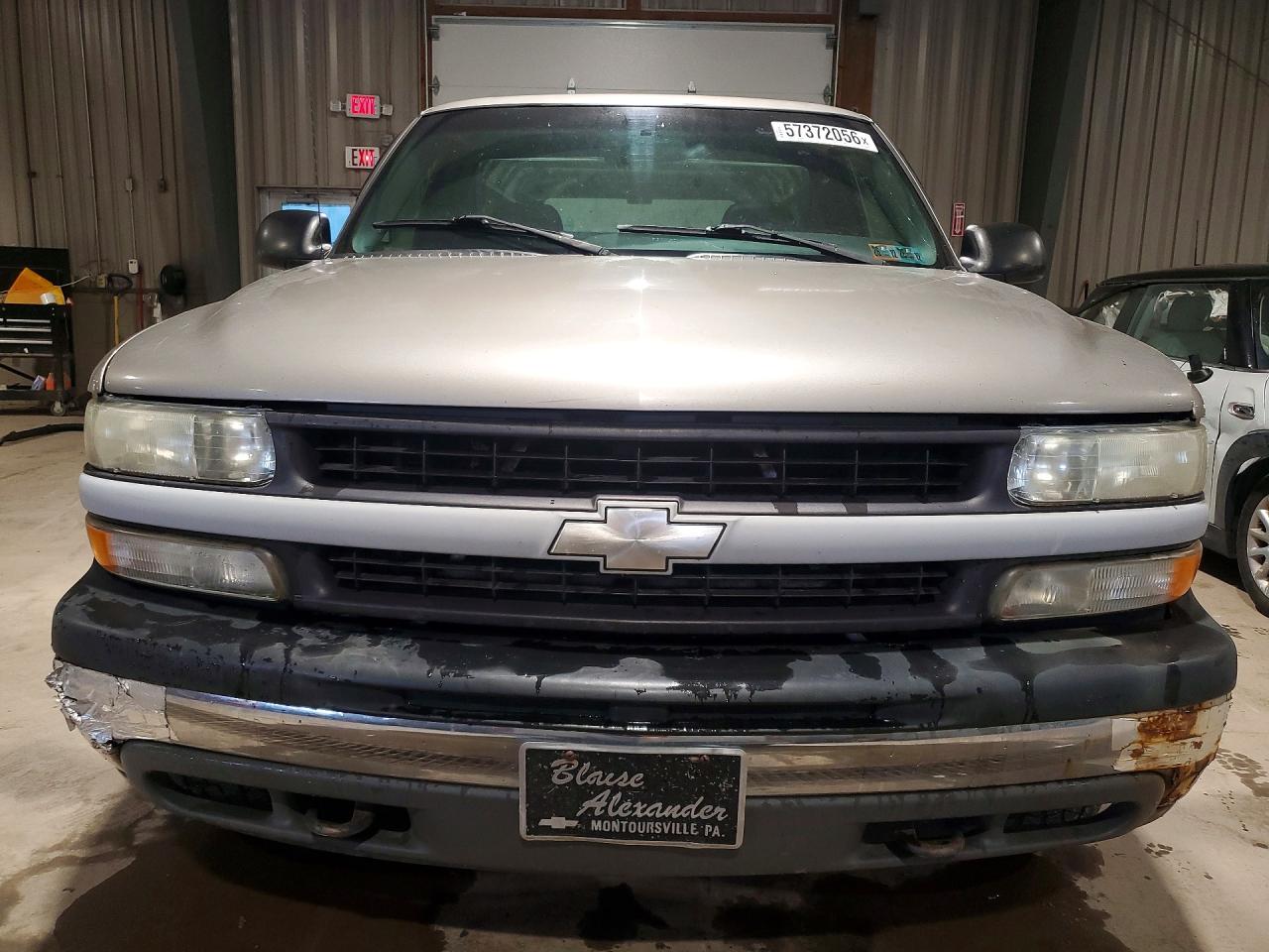 2002 Chevrolet Silverado K1500 Silver vin: 1GCEK14W82Z266188