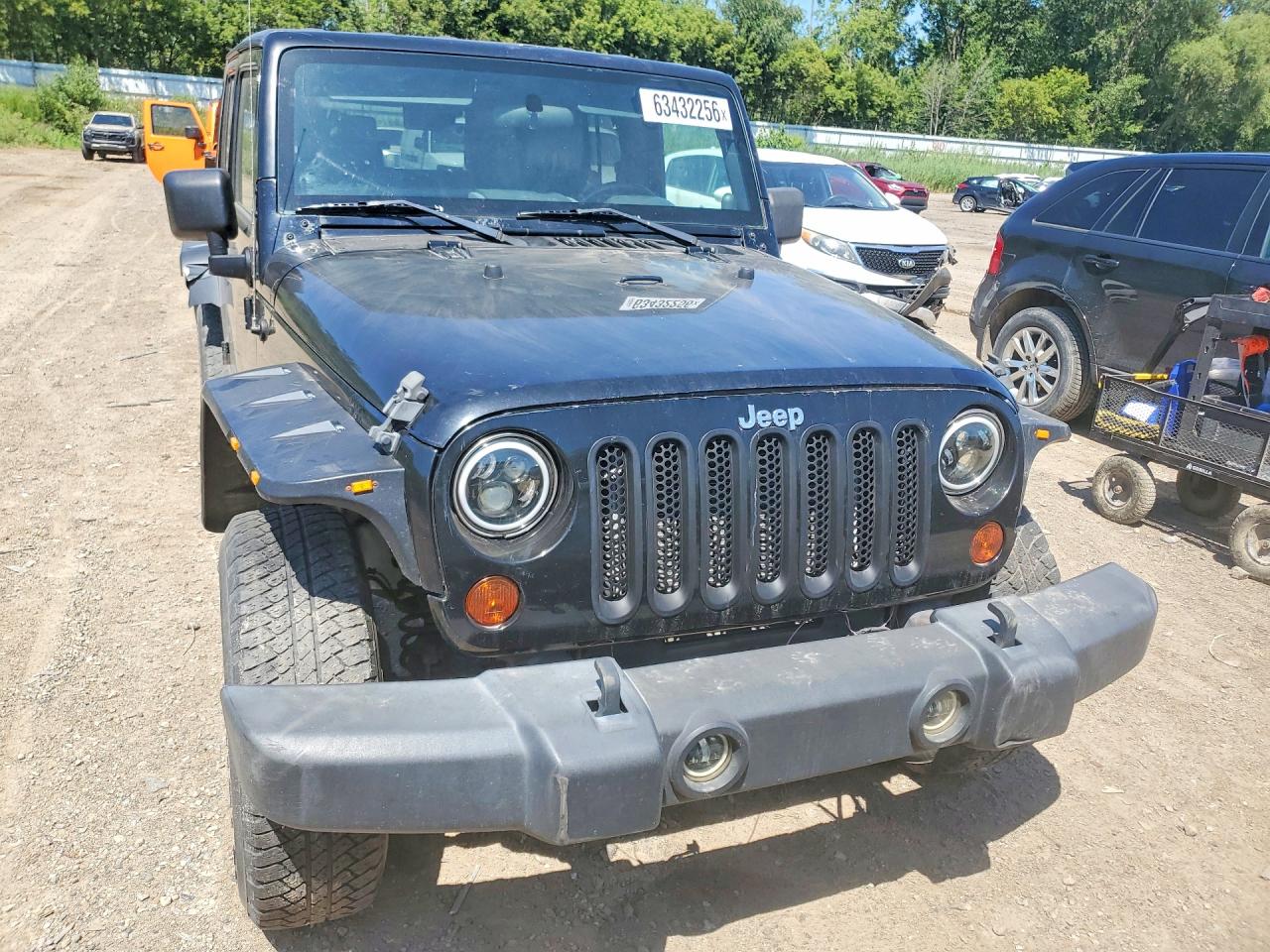 2009 Jeep Wrangler Unlimited X Black vin: 1J4GA391X9L705922