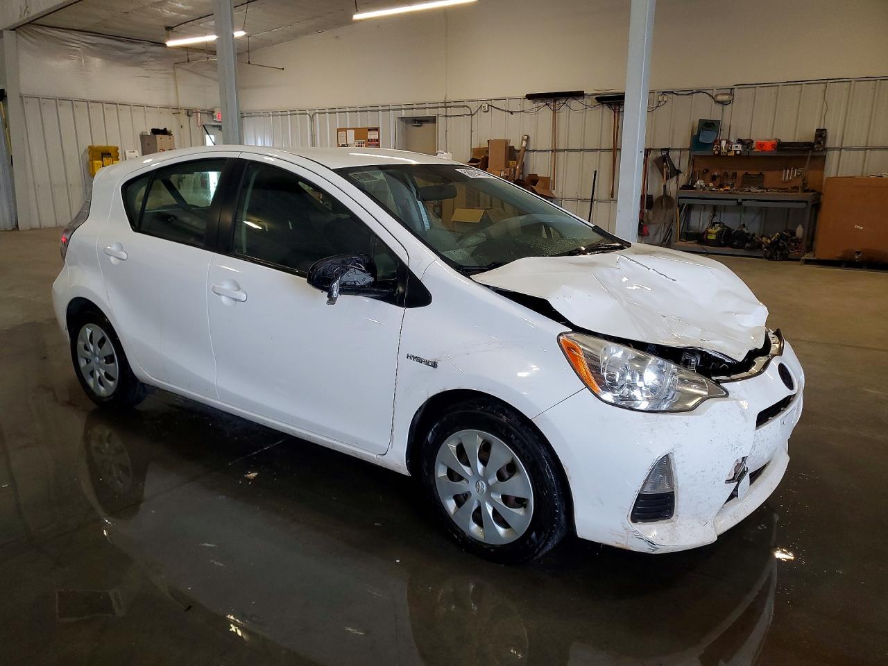 2012 Toyota Prius C Two White vin: JTDKDTB34C1017694
