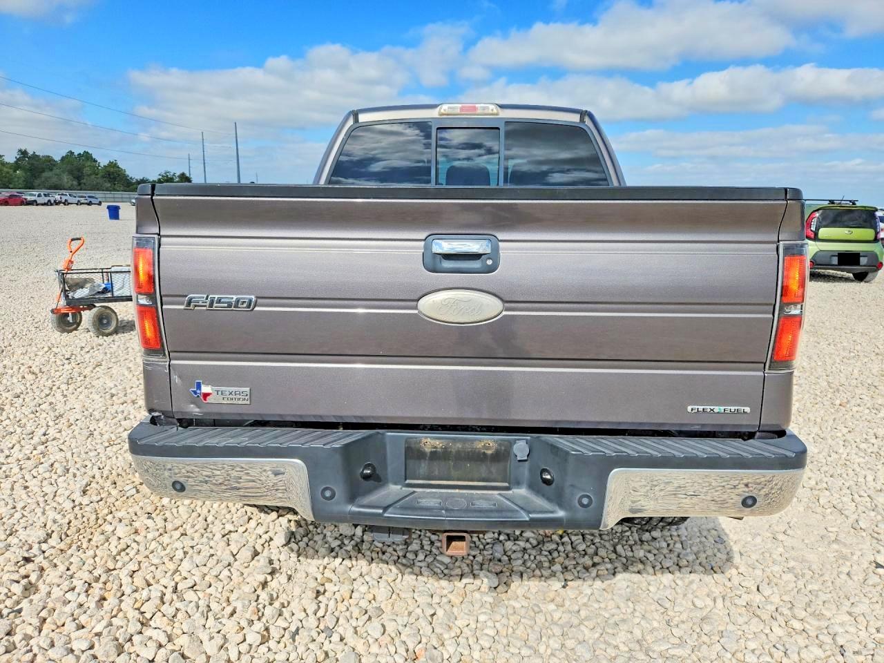 2011 Ford F150 Supercrew Silver vin: 1FTFW1EF3BKD70717