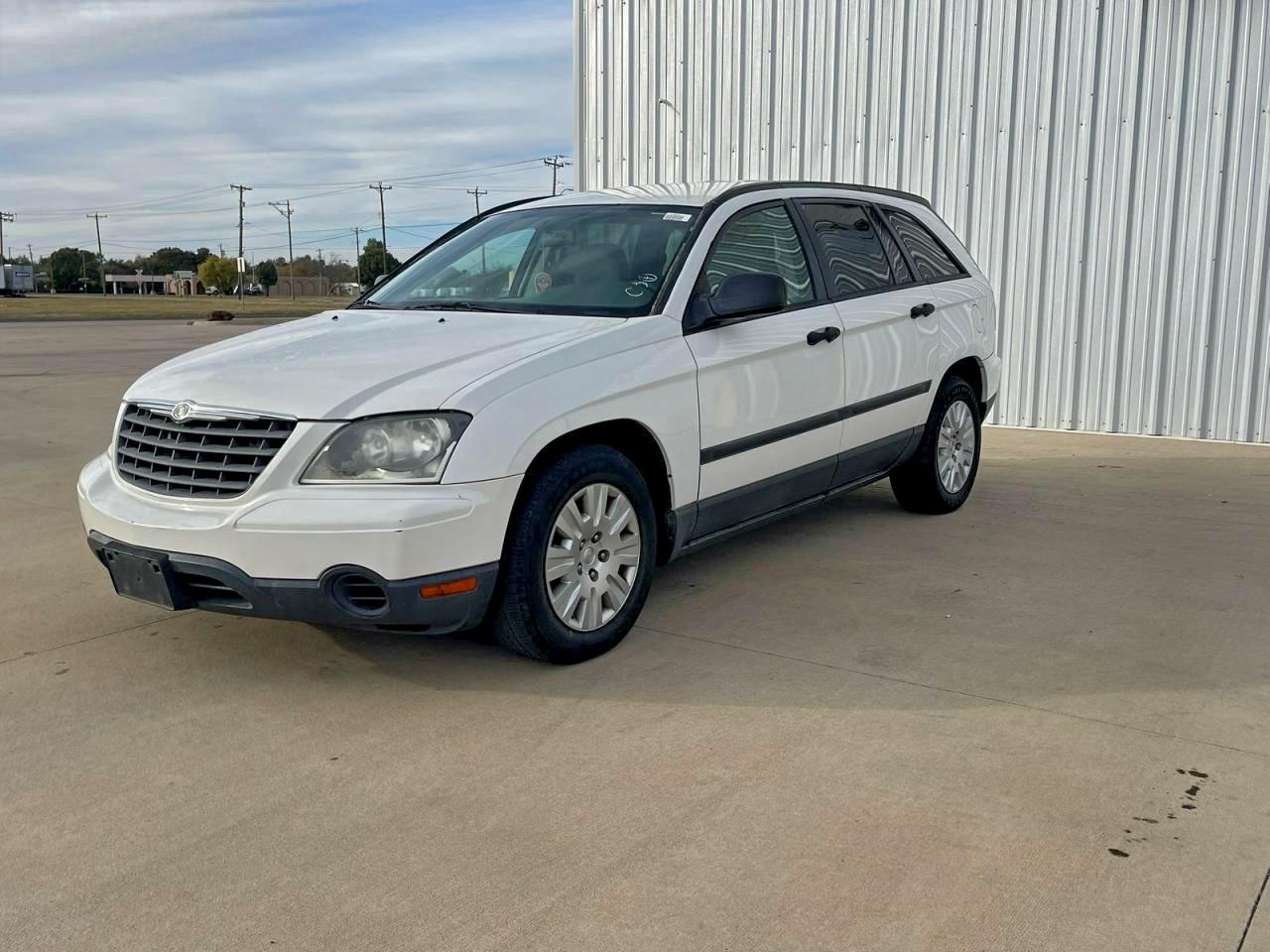 2006 Chrysler Pacifica White vin: 2A4GM48456R709596