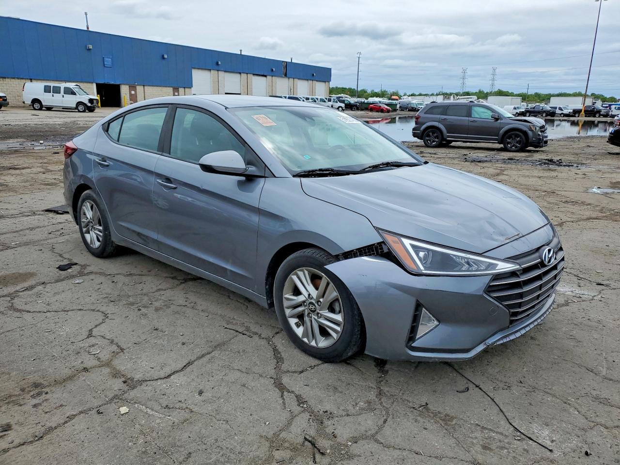 2019 Hyundai Elantra Sel Gray vin: KMHD84LF1KU812903