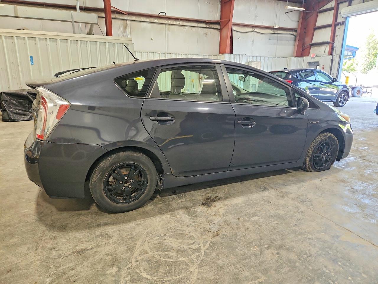 2013 Toyota Prius Two Gray vin: JTDKN3DU8D1684305