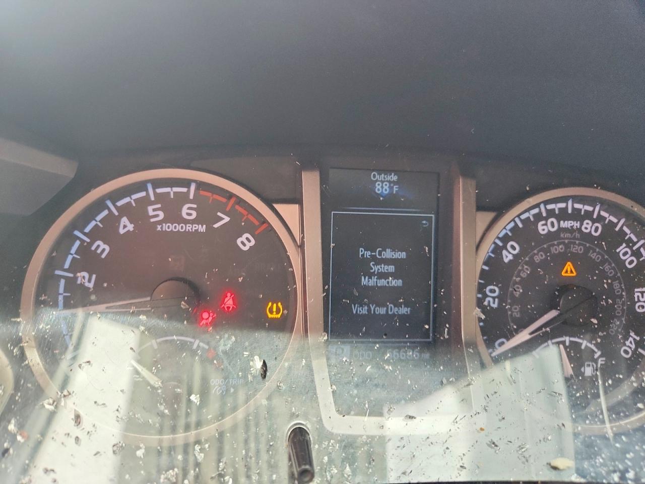 2019 Toyota Tacoma Sr5 V6 White vin: 5TFAZ5CNXKX075815