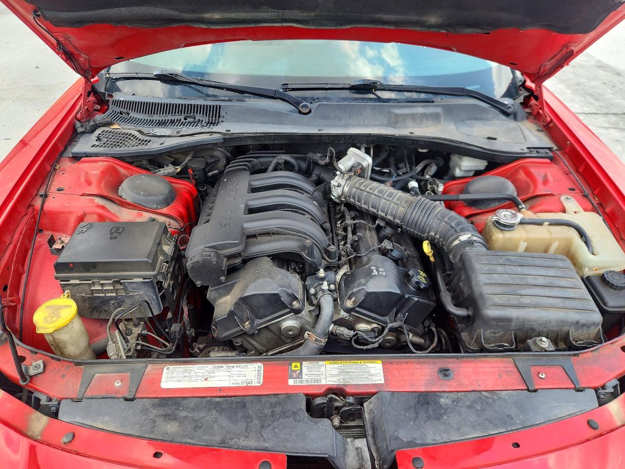 2009 Dodge Charger Red vin: 2B3KA43D79H602688