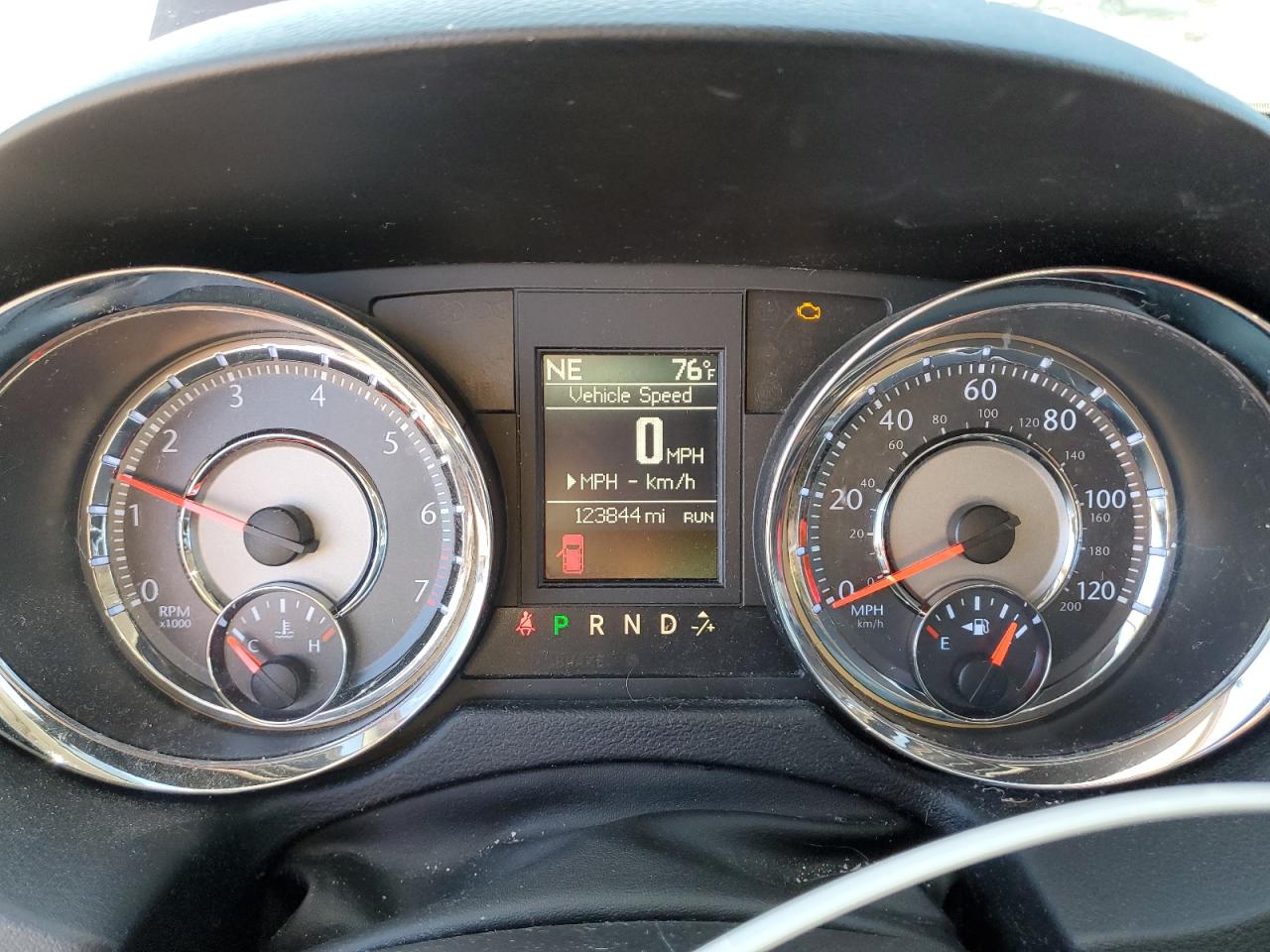 2014 Chrysler Town & Country Touring Red vin: 2C4RC1BG4ER437754