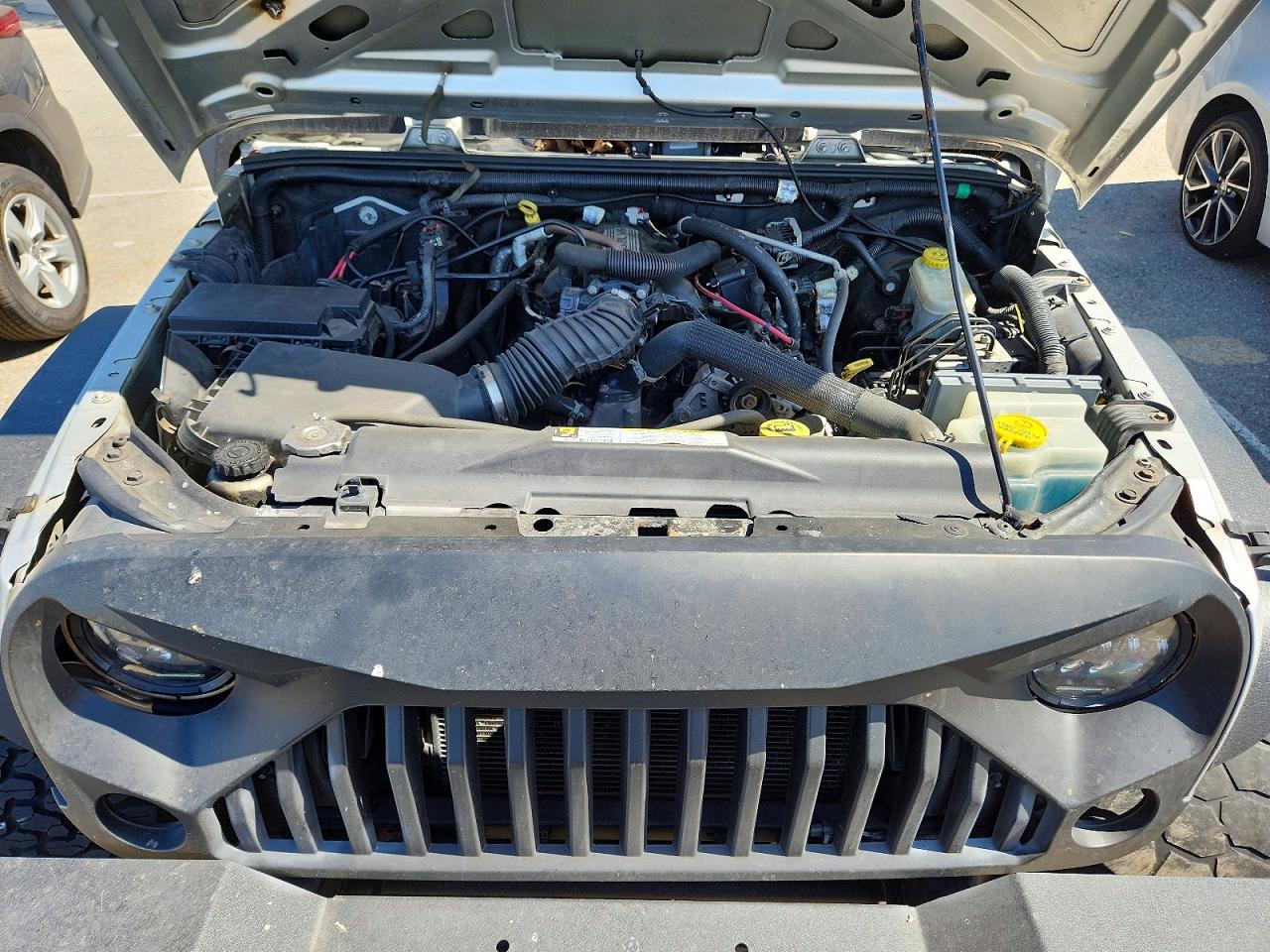 2007 Jeep Wrangler X Silver vin: 1J4GA39167L161948