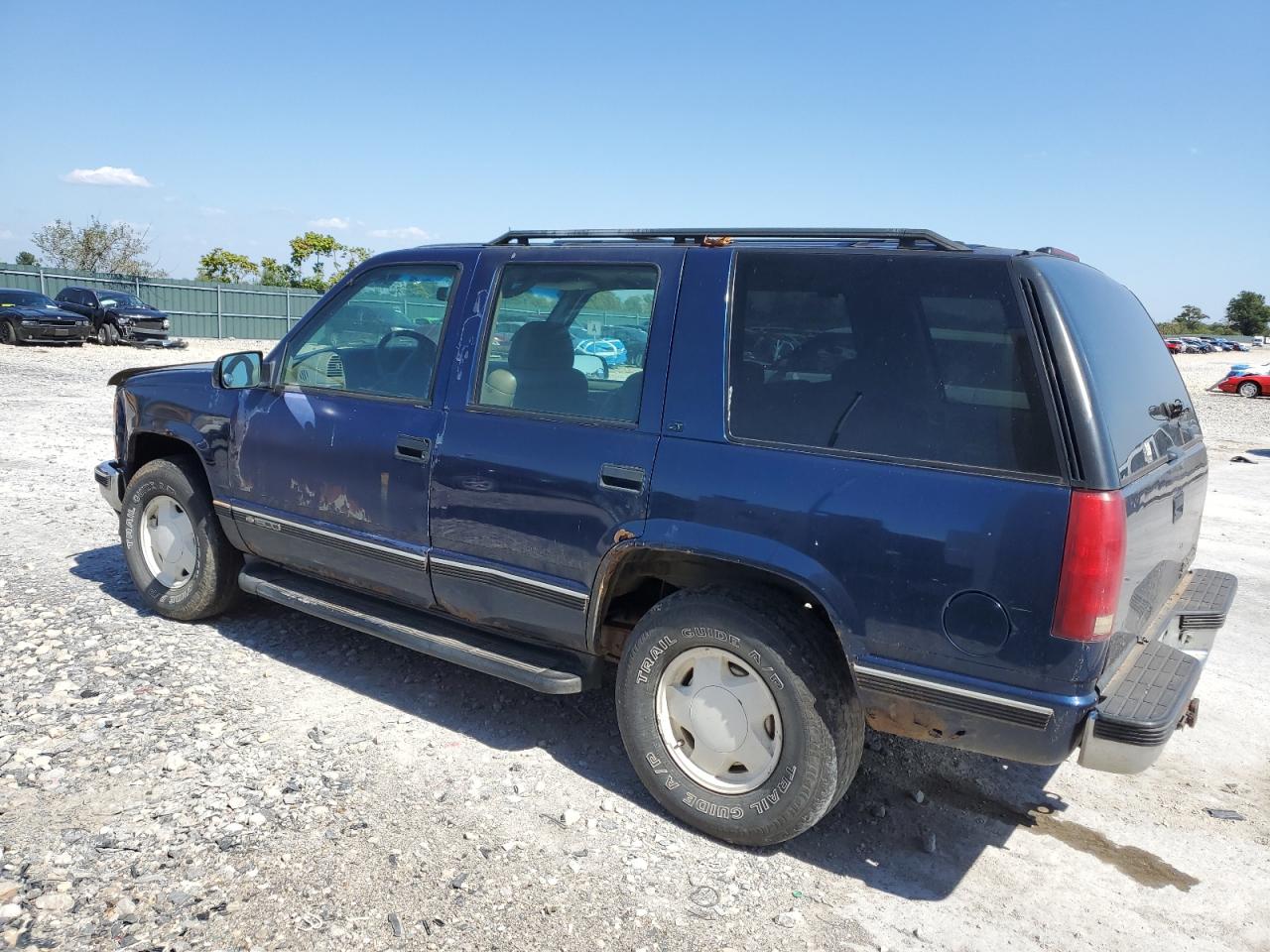 1996 Chevrolet Tahoe K1500 Синий vin: 1GNEK13R9TJ317958
