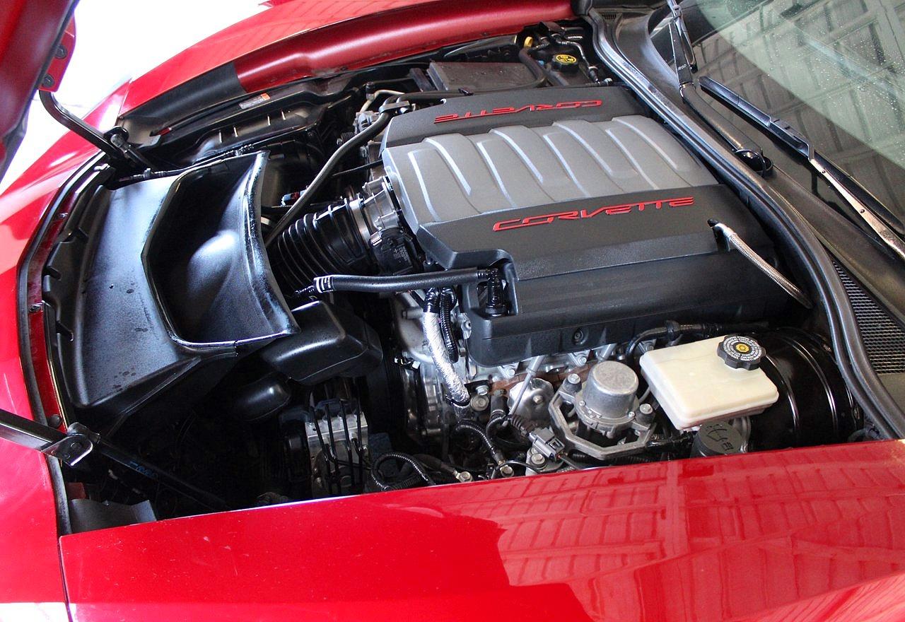 2015 Chevrolet Corvette Stingray Z51 2lt Красный vin: 1G1YK3D70F5106474
