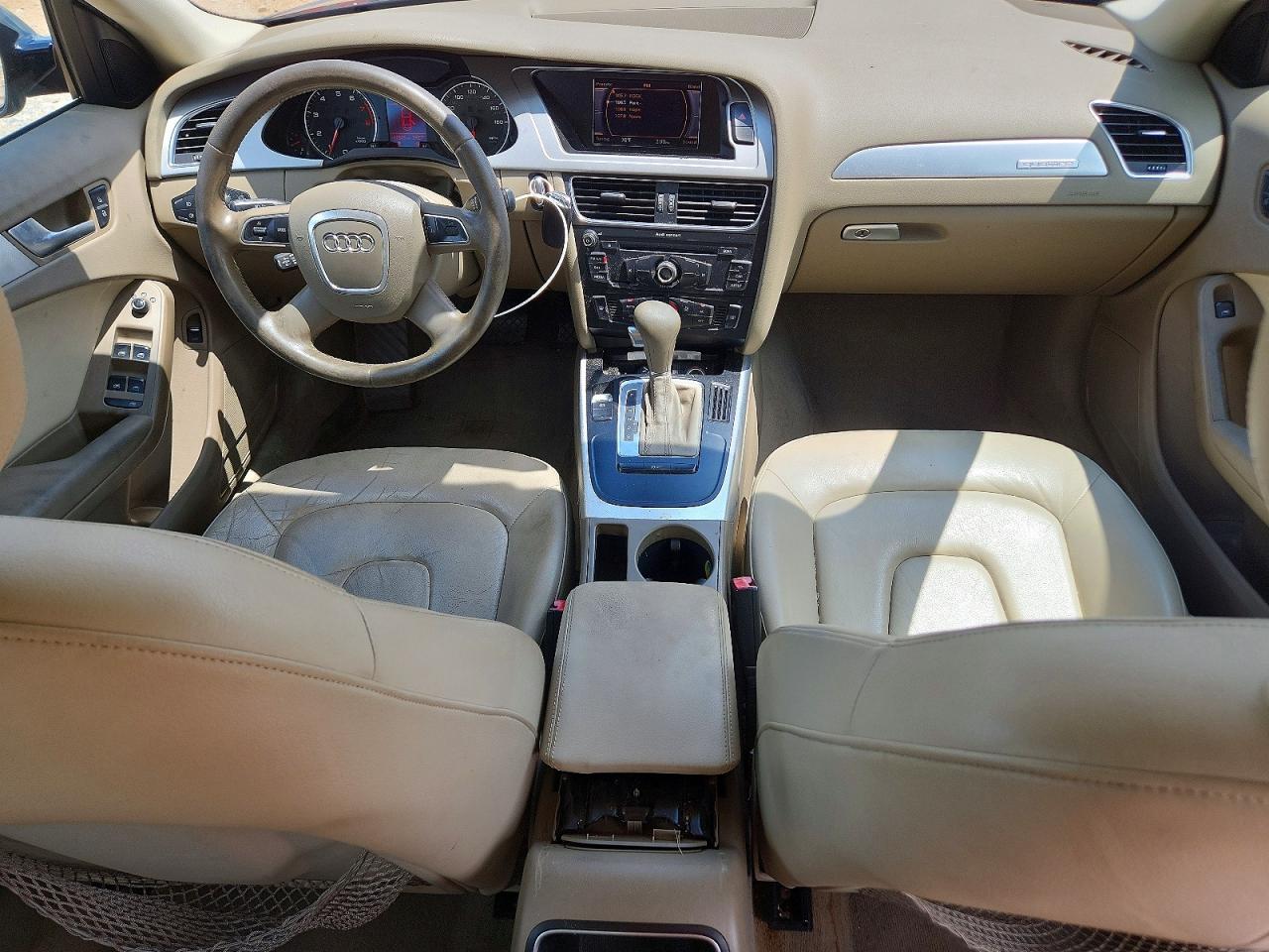 2012 Audi A4 Premium Черный vin: WAUBFAFLXCN005872