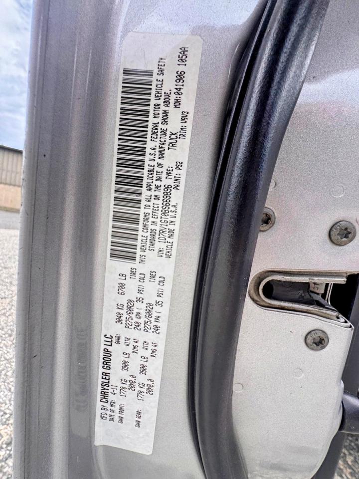 2011 Dodge Ram 1500 White vin: 1D7RV1GT0BS669896