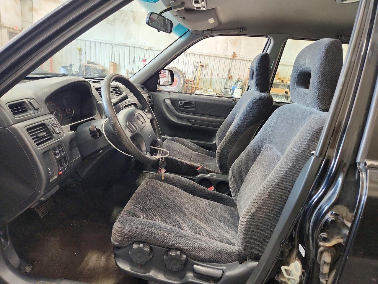 2001 Honda Cr-v Lx Черный vin: JHLRD18461S018634