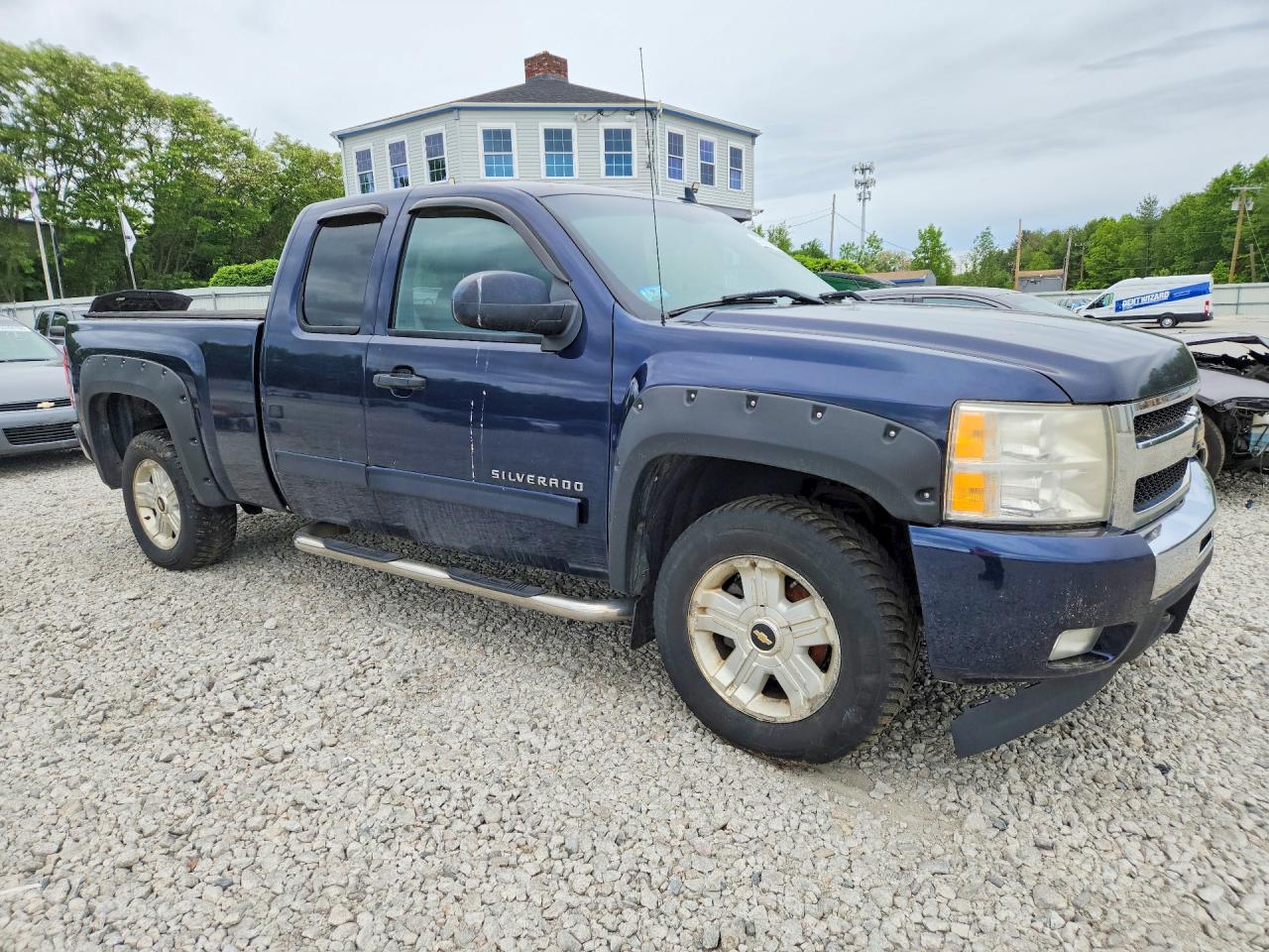 2011 Chevrolet Silverado K1500 Lt Blue vin: 1GCRKSE3XBZ439902