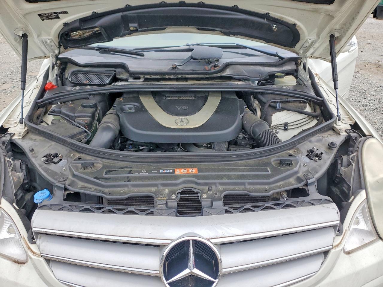 2008 Mercedes Benz R 350 White vin: 4JGCB56E88A081760