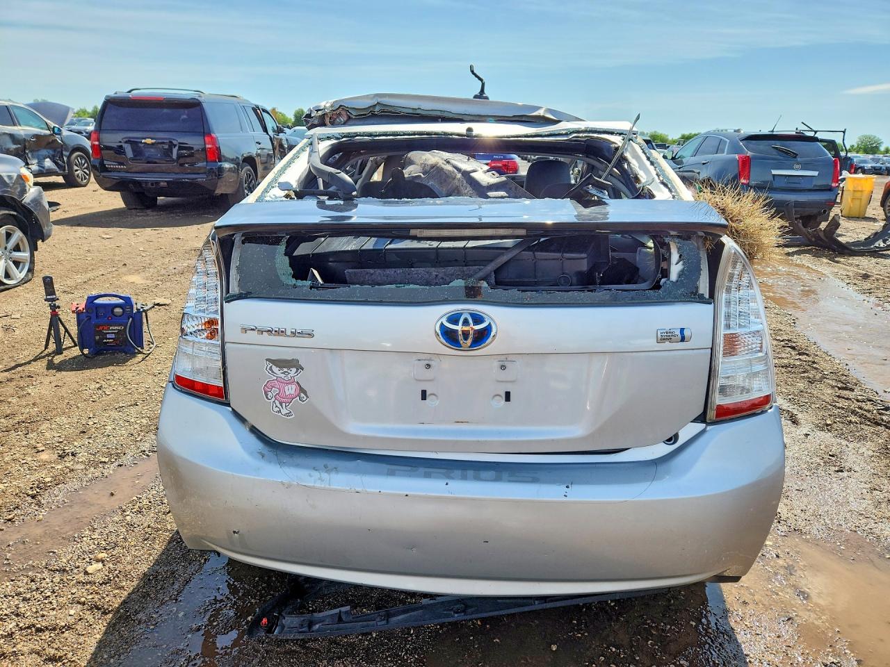 2011 Toyota Prius Two Серебряный vin: JTDKN3DU8B0294257