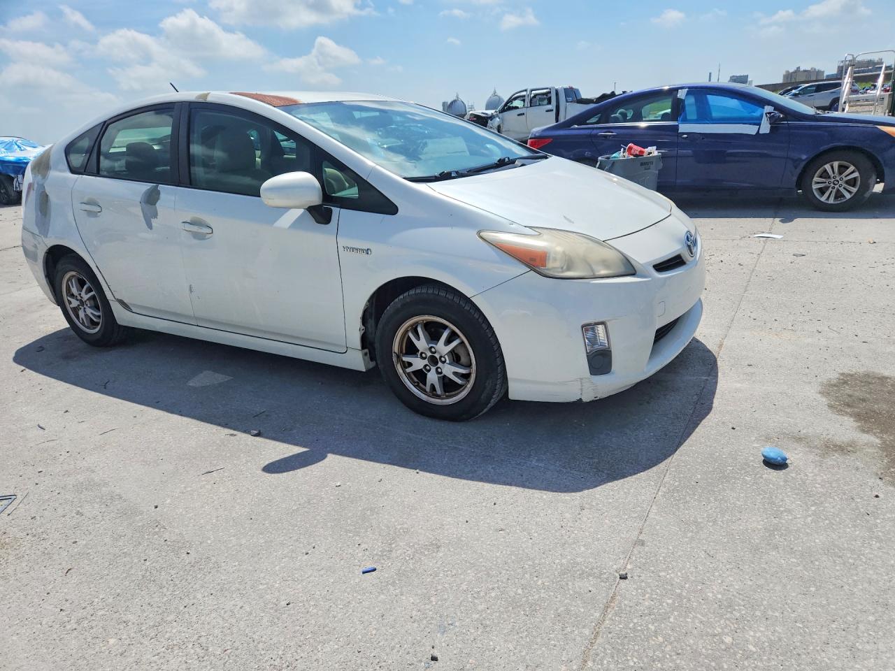 2010 Toyota Prius Ii White vin: JTDKN3DU0A0077607