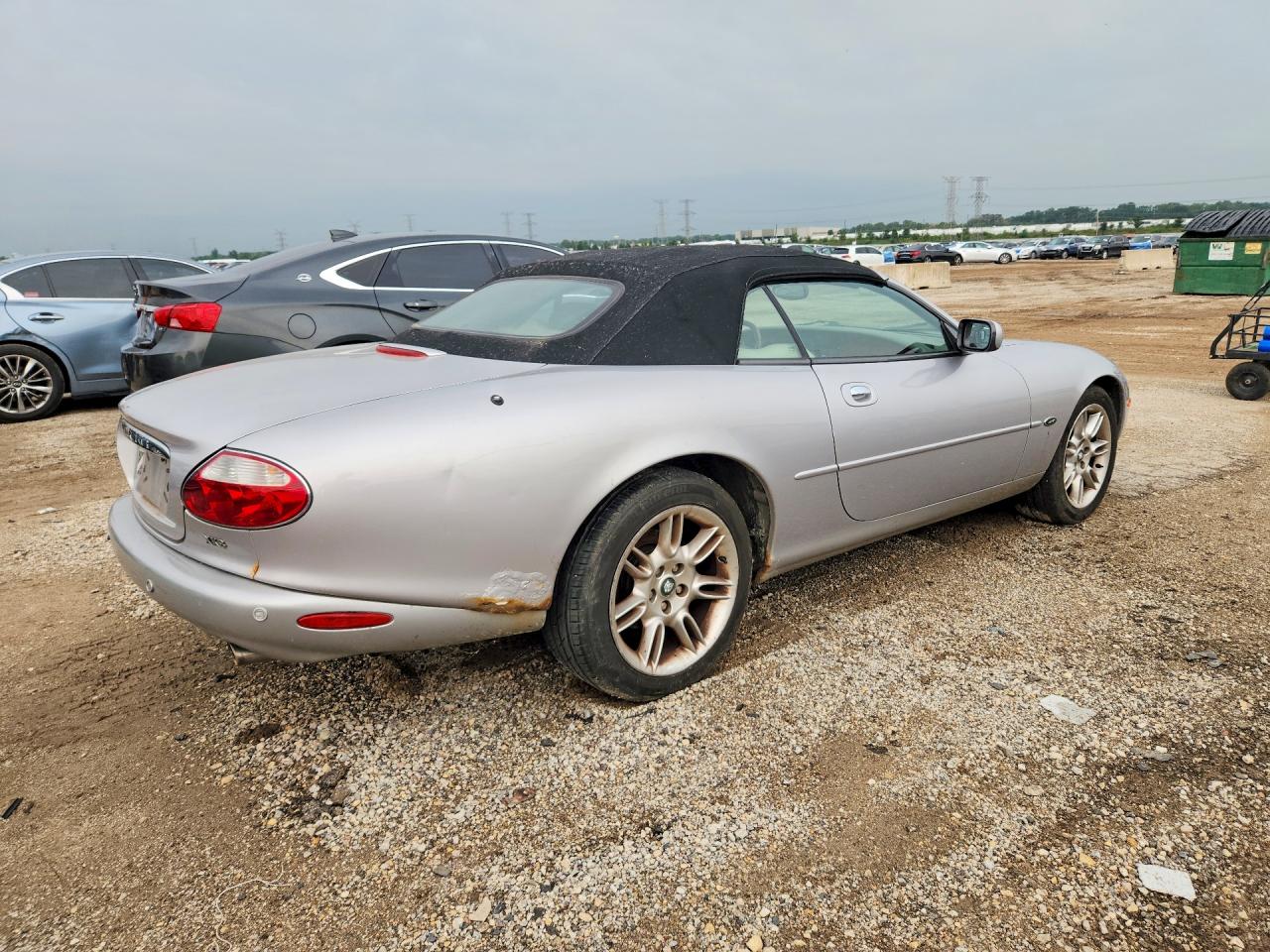 2001 Jaguar Xk8 Silver vin: SAJDA42C61NA20162