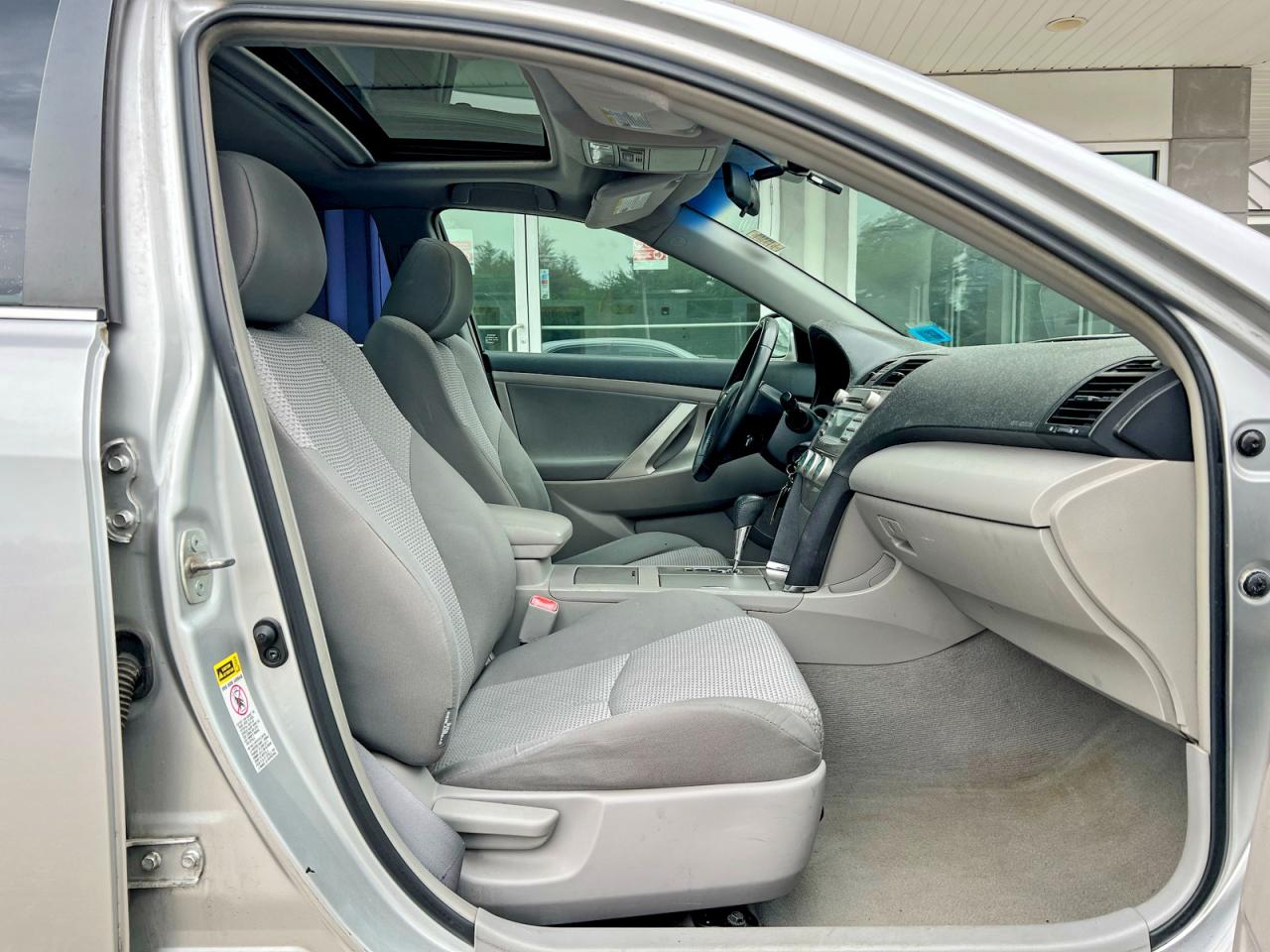 2009 Toyota Camry Se Silver vin: 4T1BE46K89U815705