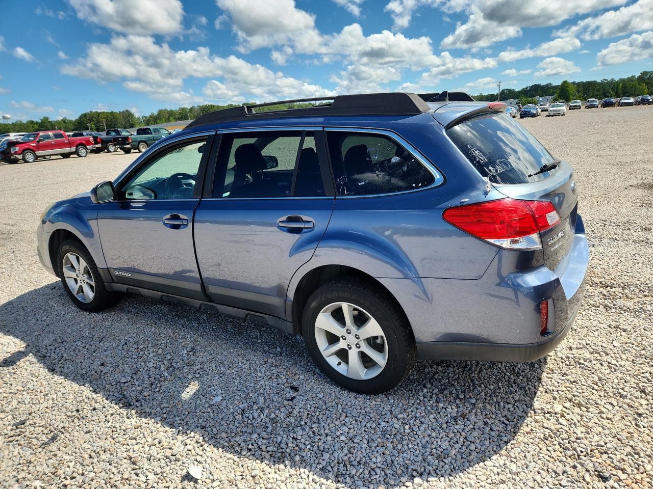 2014 Subaru Outback 2.5i Premium Blue vin: 4S4BRBCC2E3277959
