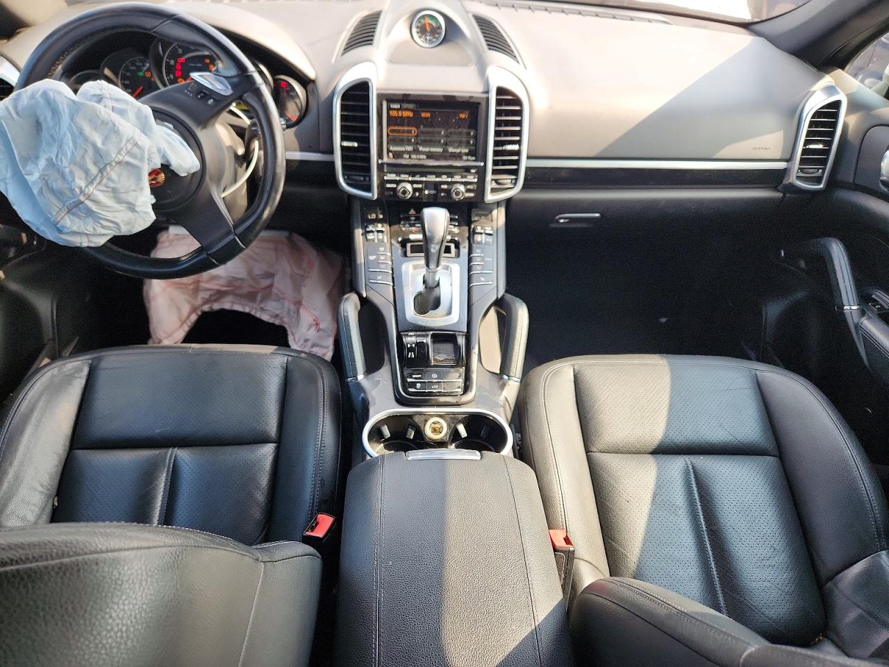 2012 Porsche Cayenne Gray vin: WP1AA2A25CLA08612