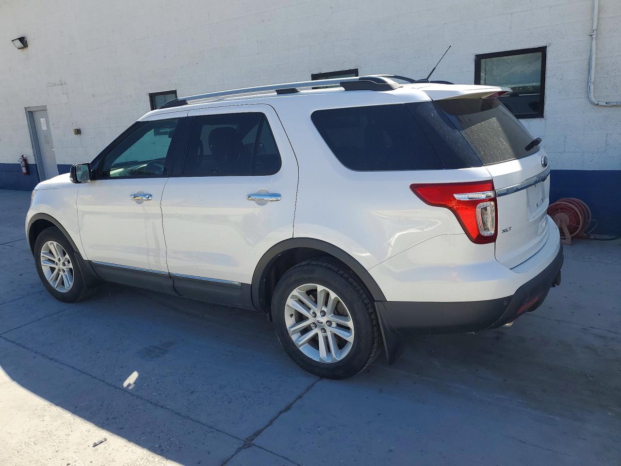 2013 Ford Explorer Xlt Белый vin: 1FM5K8D84DGB47834