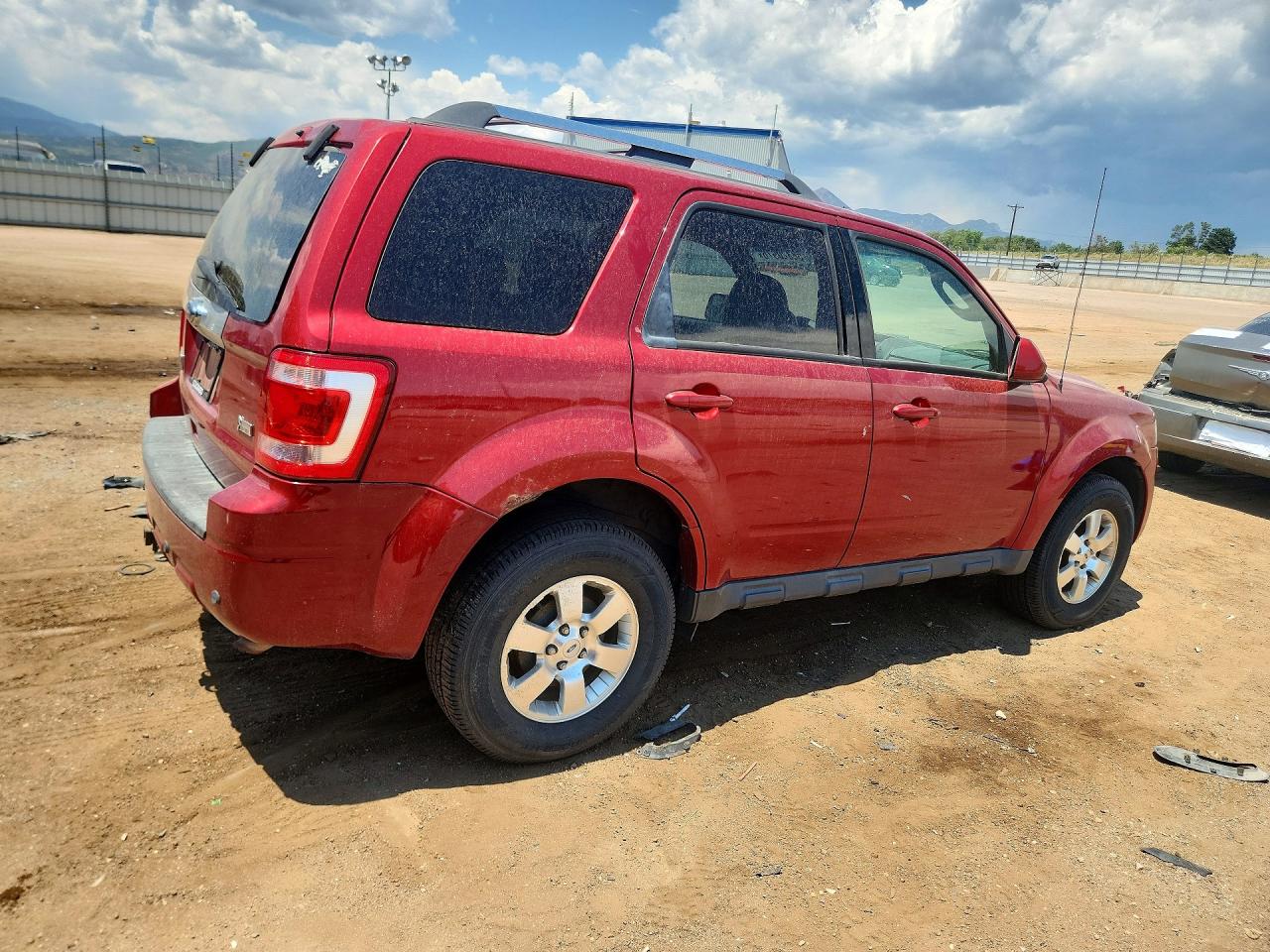 2012 Ford Escape Limited Red vin: 1FMCU9EG8CKB78593