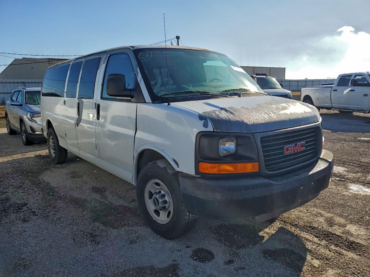2010 Gmc Savana G3500 Ls Белый vin: 1GJ2GZDG1A1184224