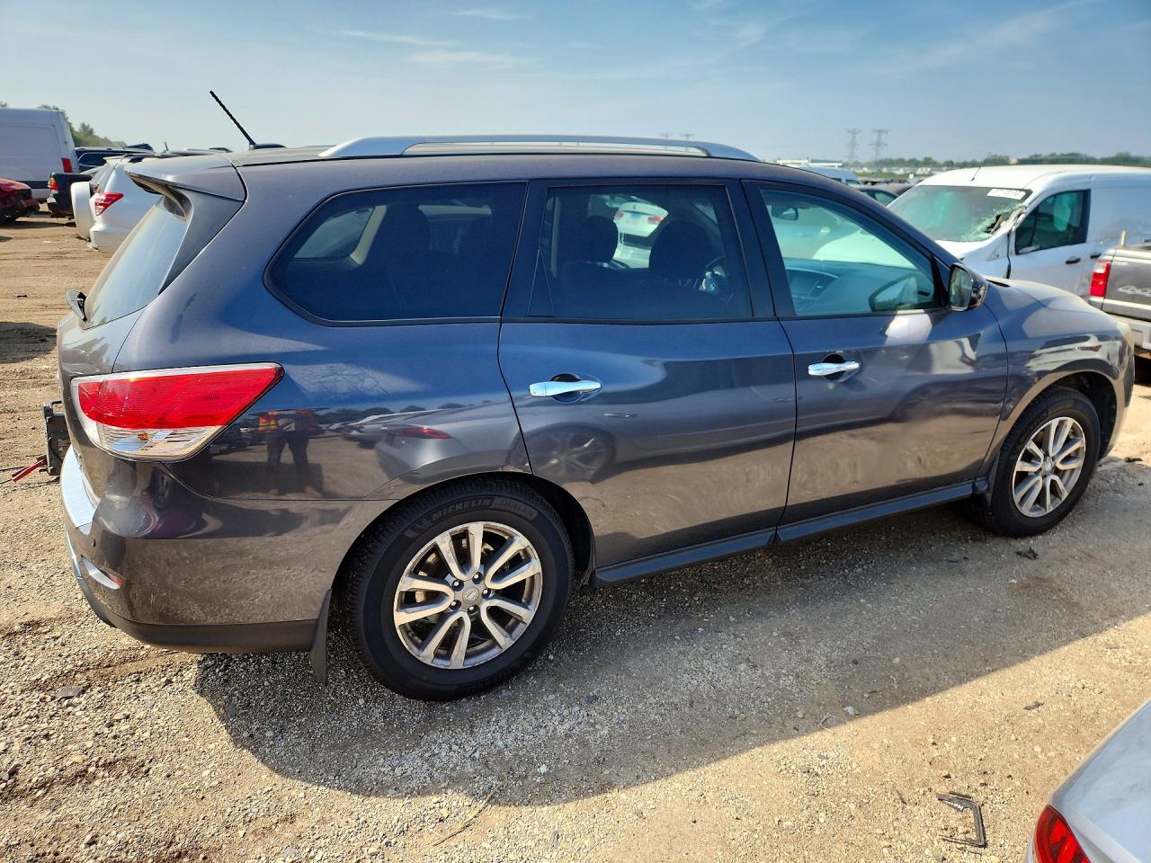 2014 Nissan Pathfinder Sv Gray vin: 5N1AR2MM7EC709481
