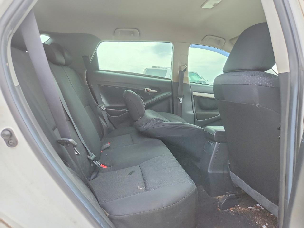 2009 Toyota Matrix Base White vin: 2T1KU40E39C046599