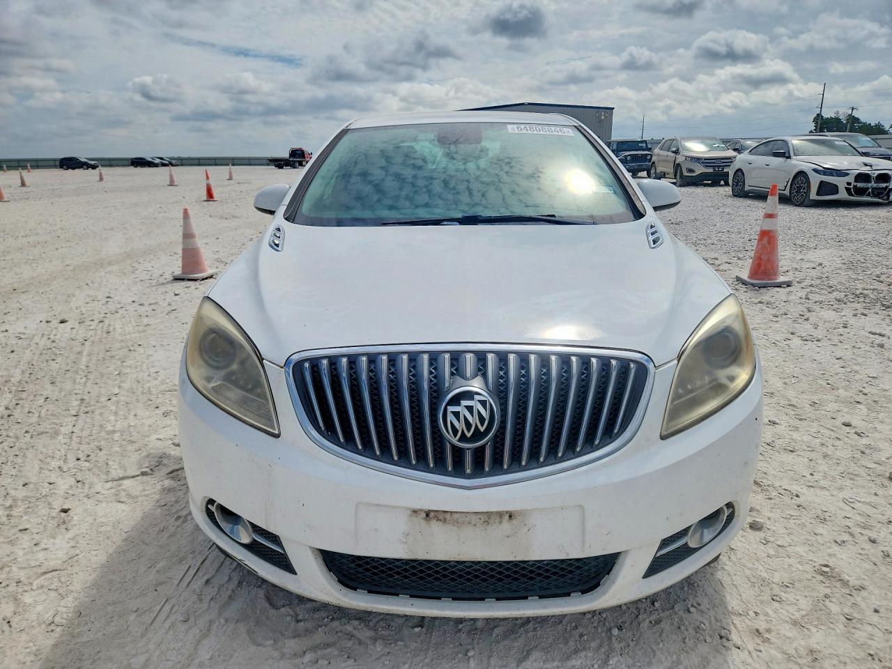 2014 Buick Verano White vin: 1G4PP5SK1E4172412