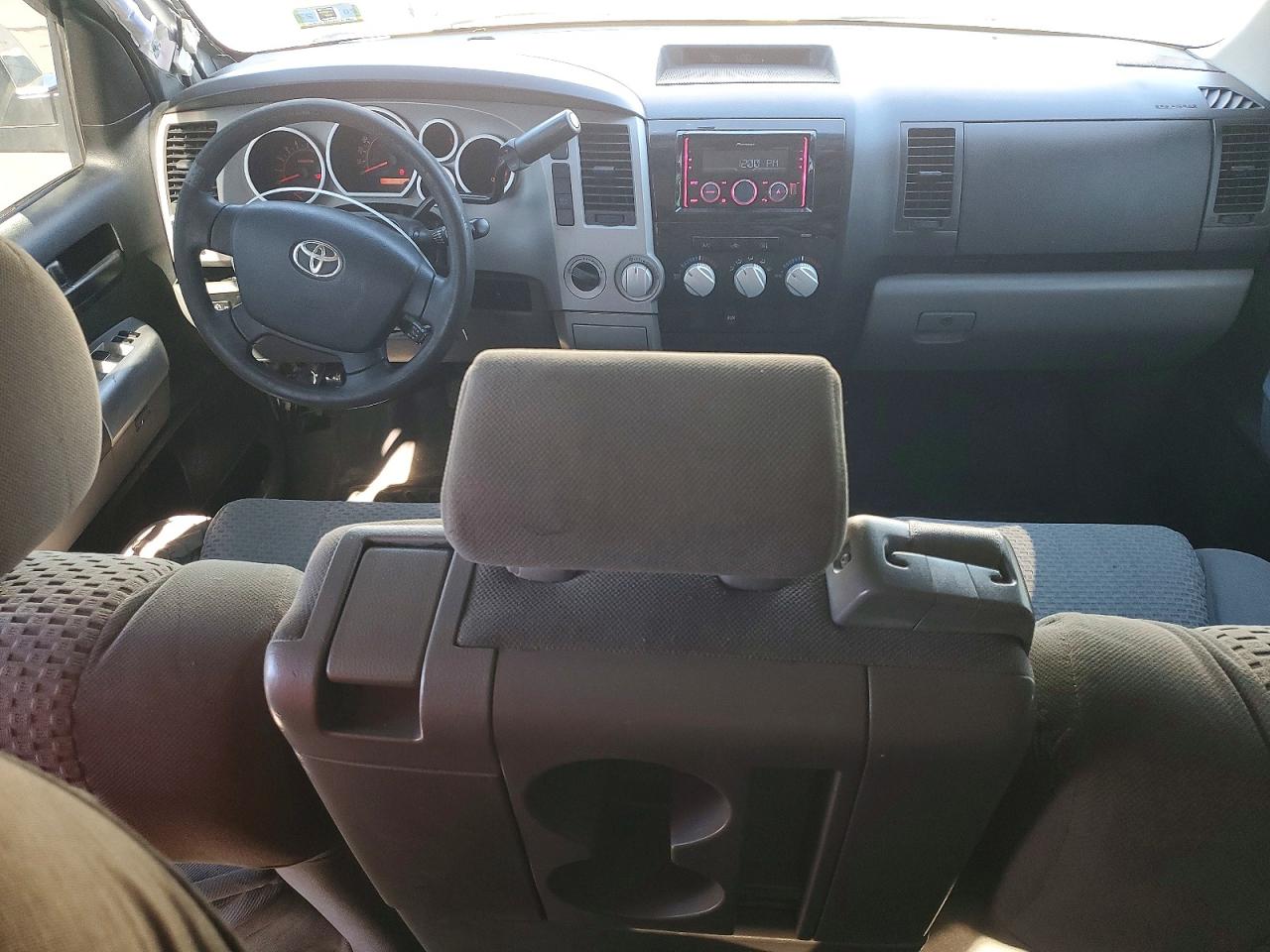 2008 Toyota Tundra Grade Silver vin: 5TBBT54138S459427