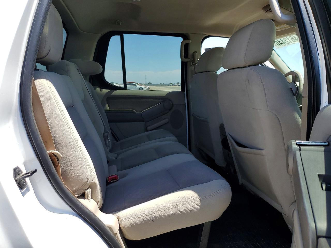 2007 Ford Explorer Sport Trac Xlt White vin: 1FMEU31K47UA46635