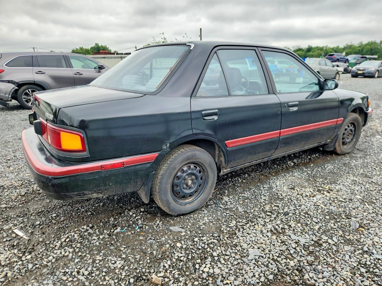 1990 Mazda Protege Se Черный vin: JM1BG2246L0169203