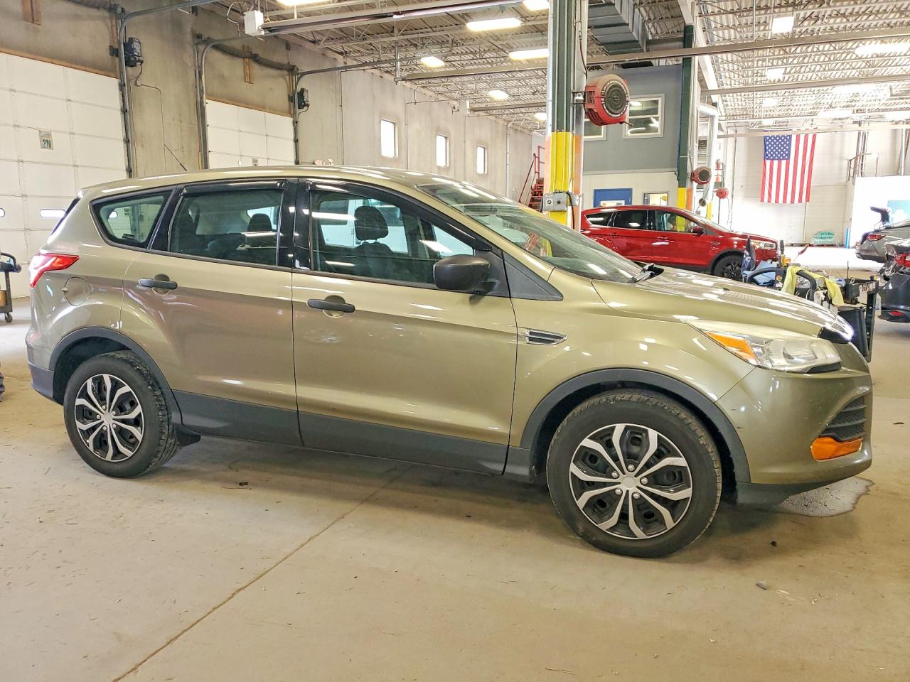 2013 Ford Escape S Green vin: 1FMCU0F79DUD69603