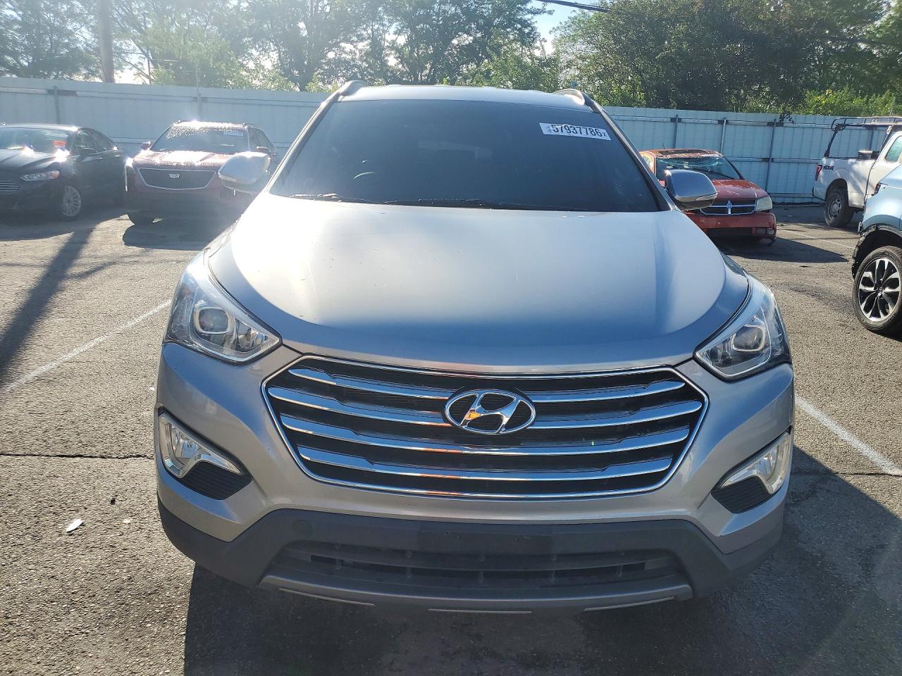 2014 Hyundai Santa Fe Gls Серебряный vin: KM8SNDHF2EU047360