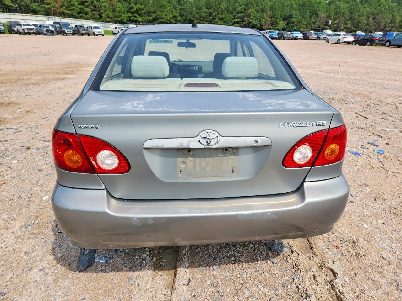 2004 Toyota Corolla Ce Beige vin: 1NXBR32E04Z233122