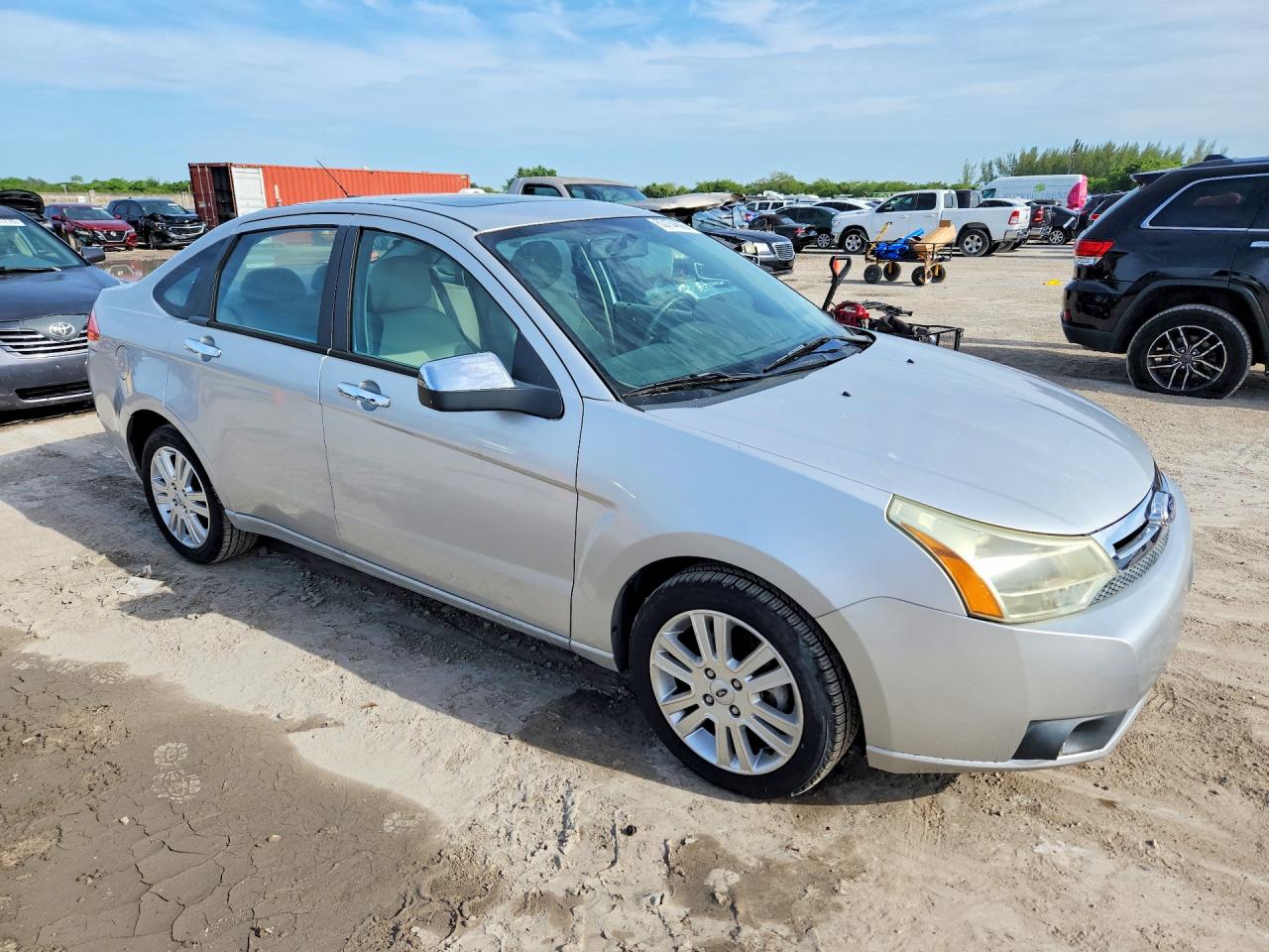 2010 Ford Focus Sel Silver vin: 1FAHP3HN5AW260933