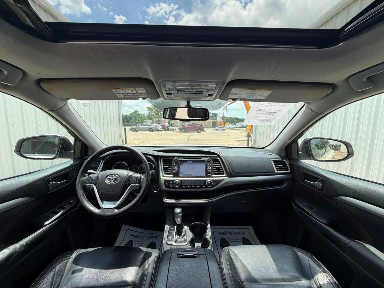 2014 Toyota Highlander Xle White vin: 5TDJKRFH4ES016030