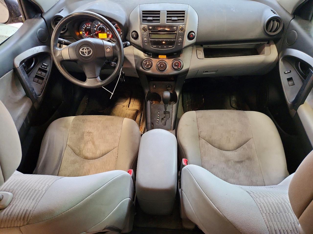 2011 Toyota Rav4 Base Silver vin: 2T3BF4DV3BW106199