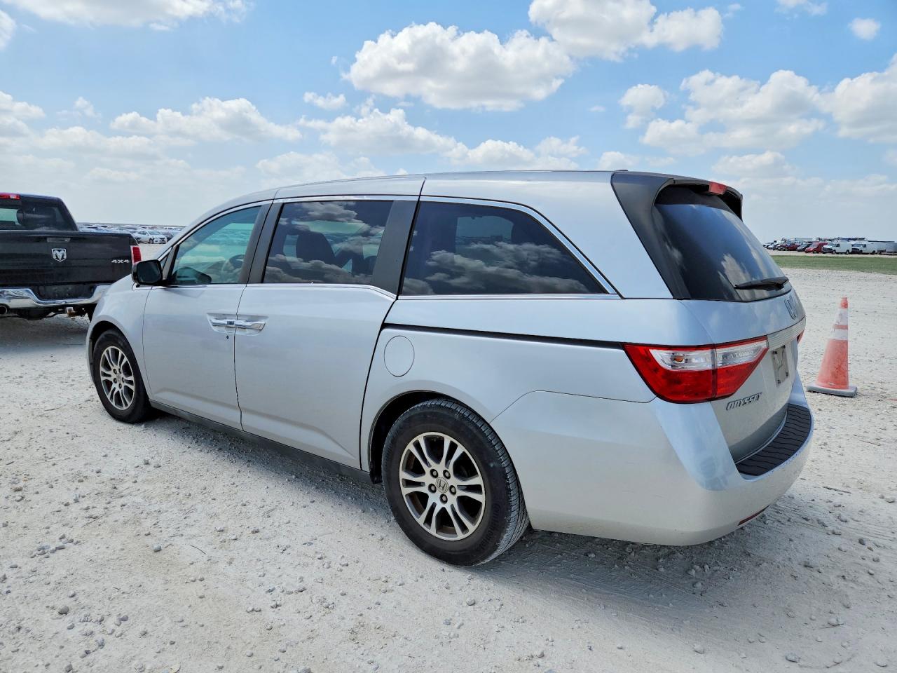 2013 Honda Odyssey Exl Silver vin: 5FNRL5H66DB068461
