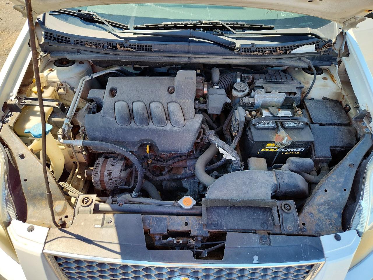 2010 Nissan Sentra 2.0 White vin: 3N1AB6AP1AL663534