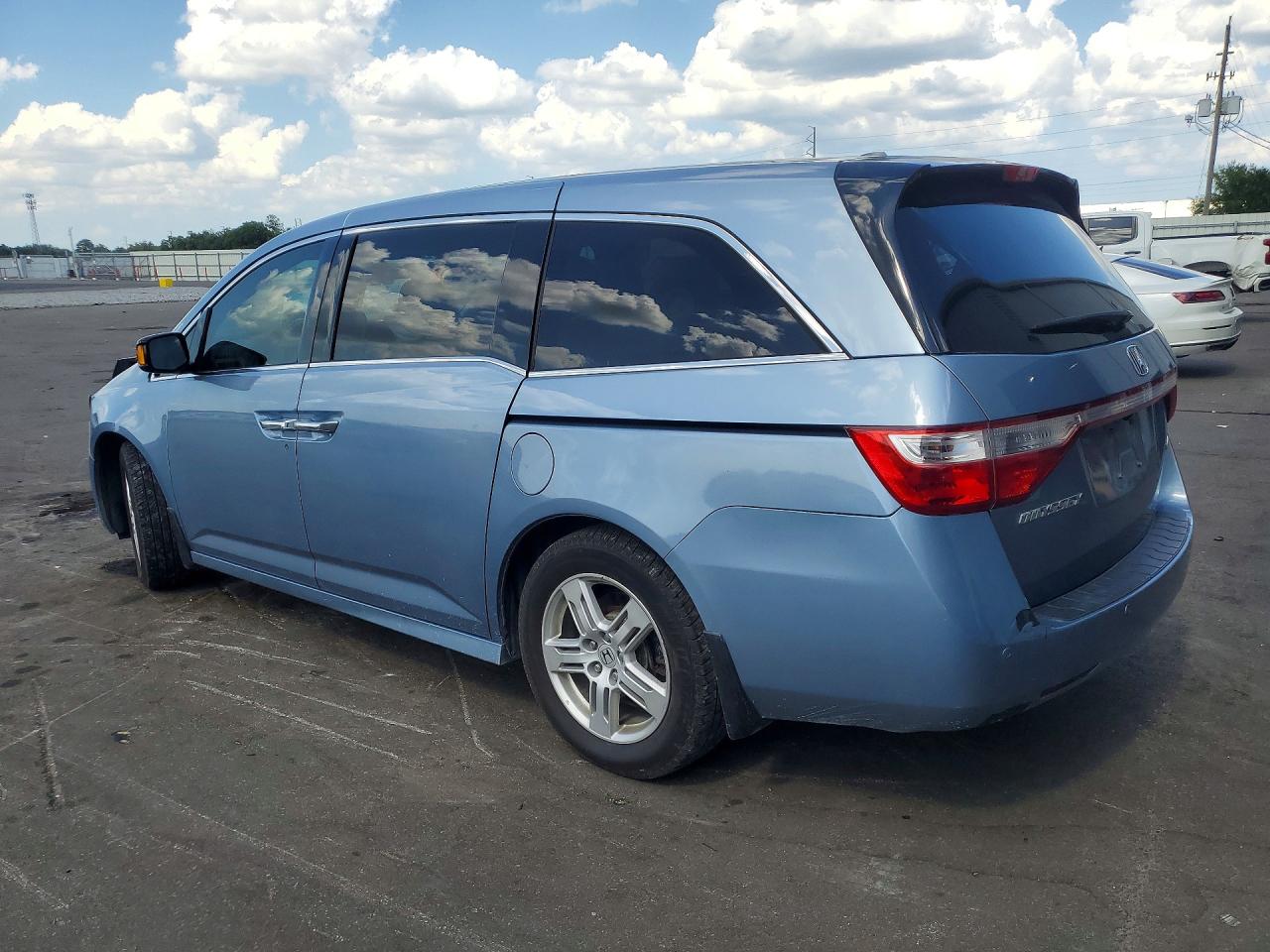 2013 Honda Odyssey Touring Blue vin: 5FNRL5H91DB004483