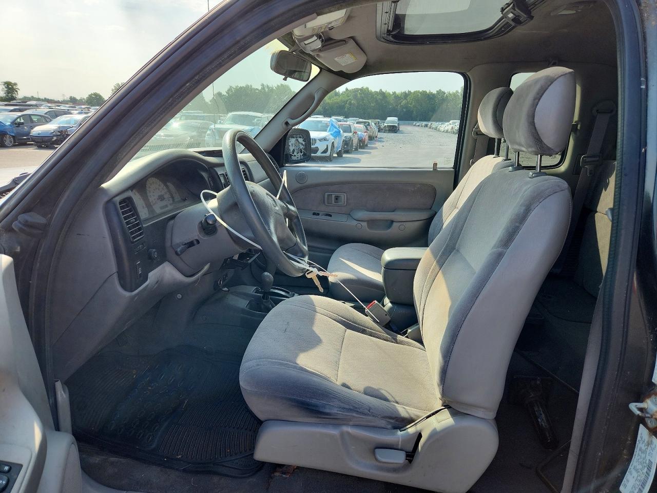 2001 Toyota Tacoma Base Black vin: 5TEWM72N91Z737831
