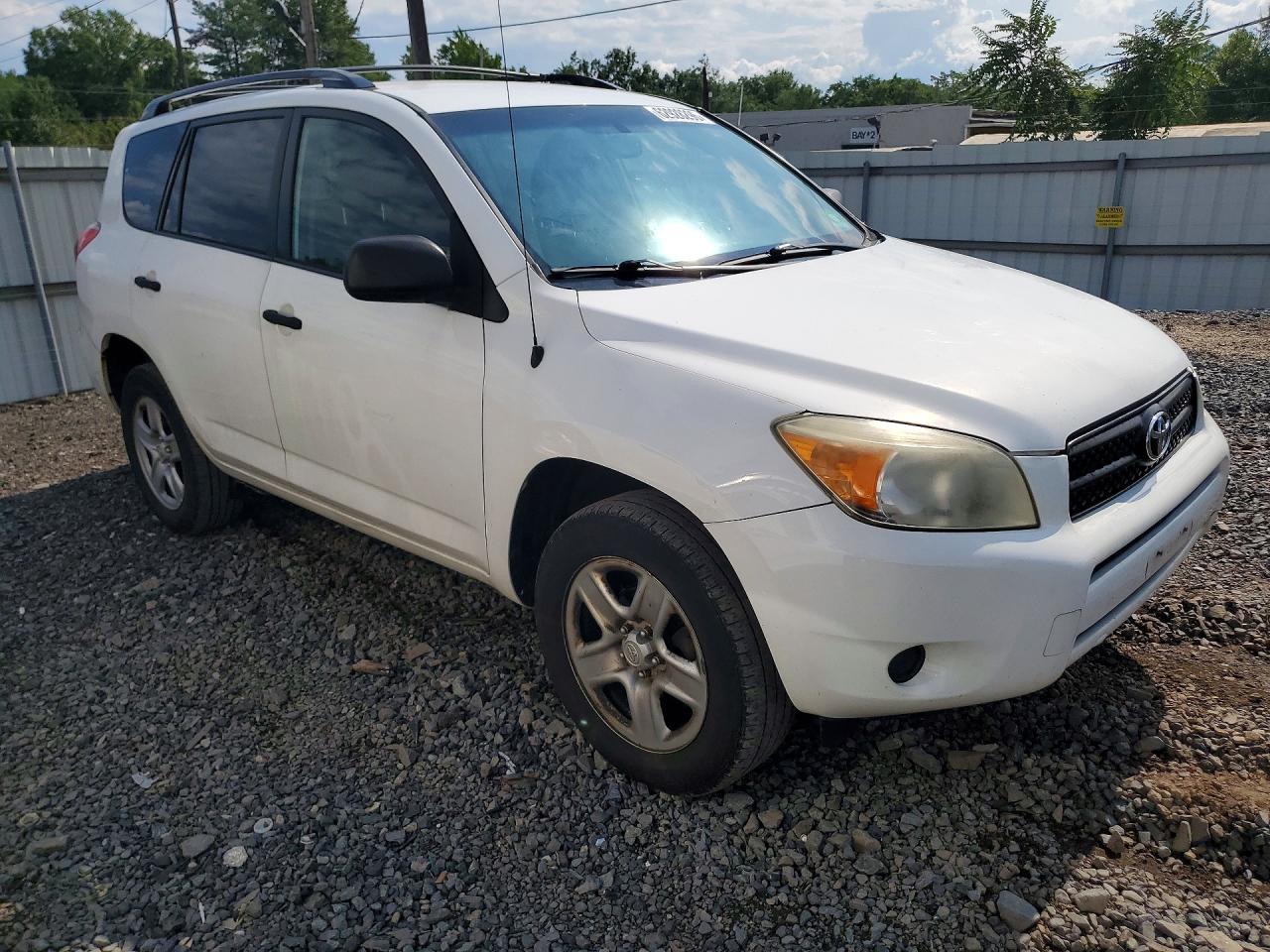 2007 Toyota Rav4 Base White vin: JTMBD33V376047276