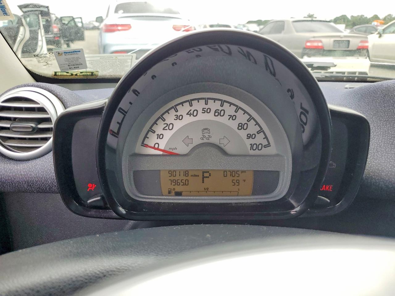 2015 Smart Fortwo Pure White vin: WMEEJ3BA1FK805658