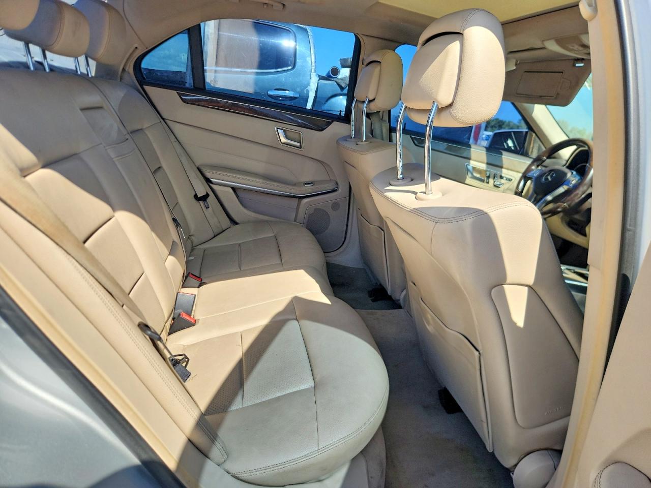 2014 Mercedes-benz E 350 4matic Silver vin: WDDHF8JB0EB001229