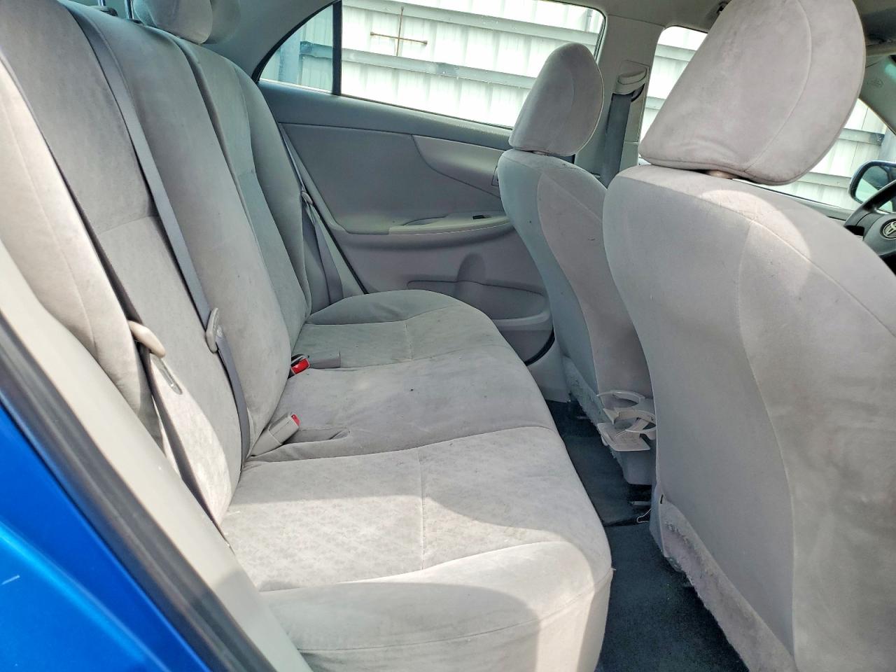 2009 Toyota Corolla Le Blue vin: JTDBL40E699084501