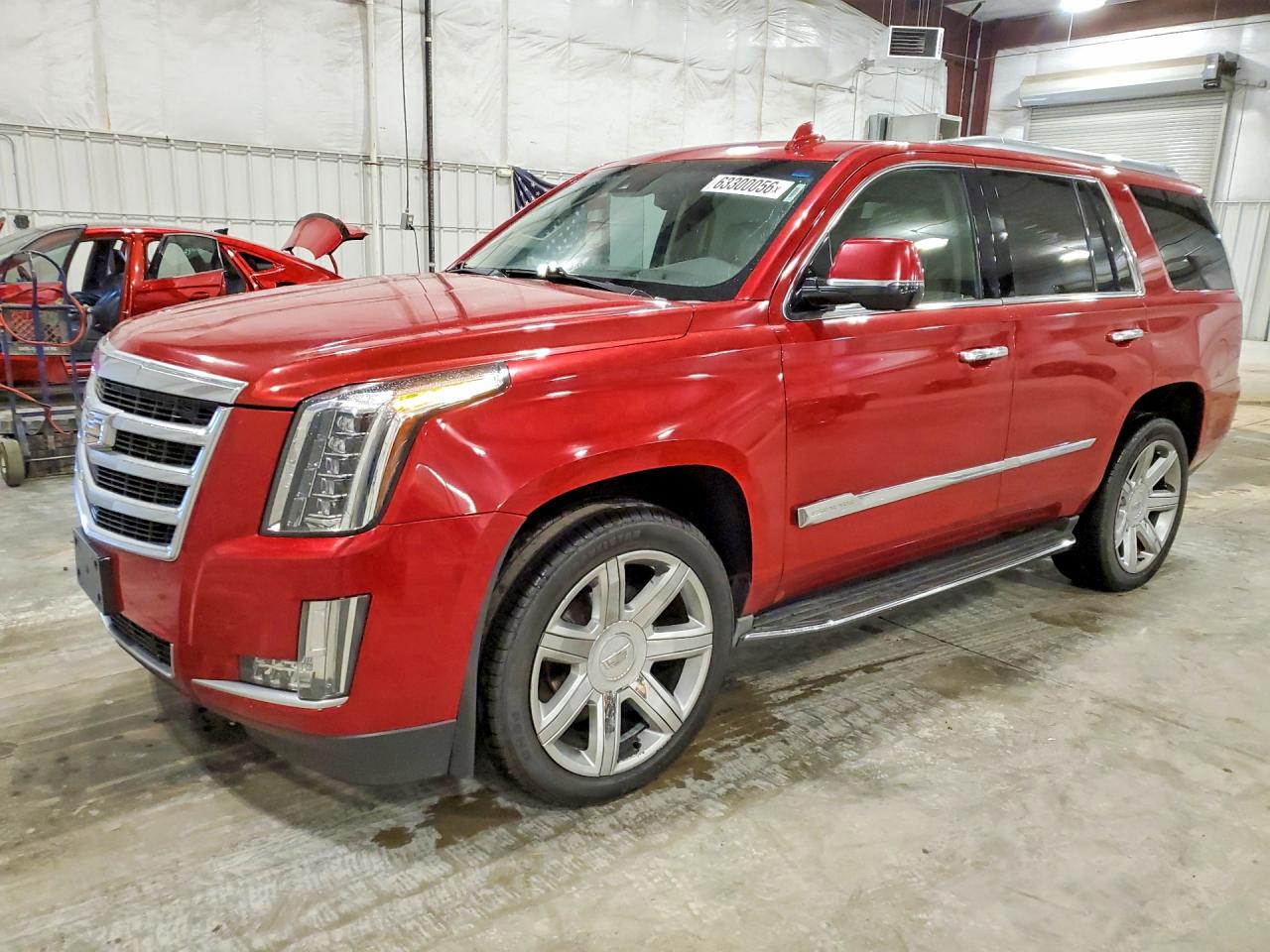 2015 Cadillac Escalade Luxury Red vin: 1GYS4MKJ0FR528999