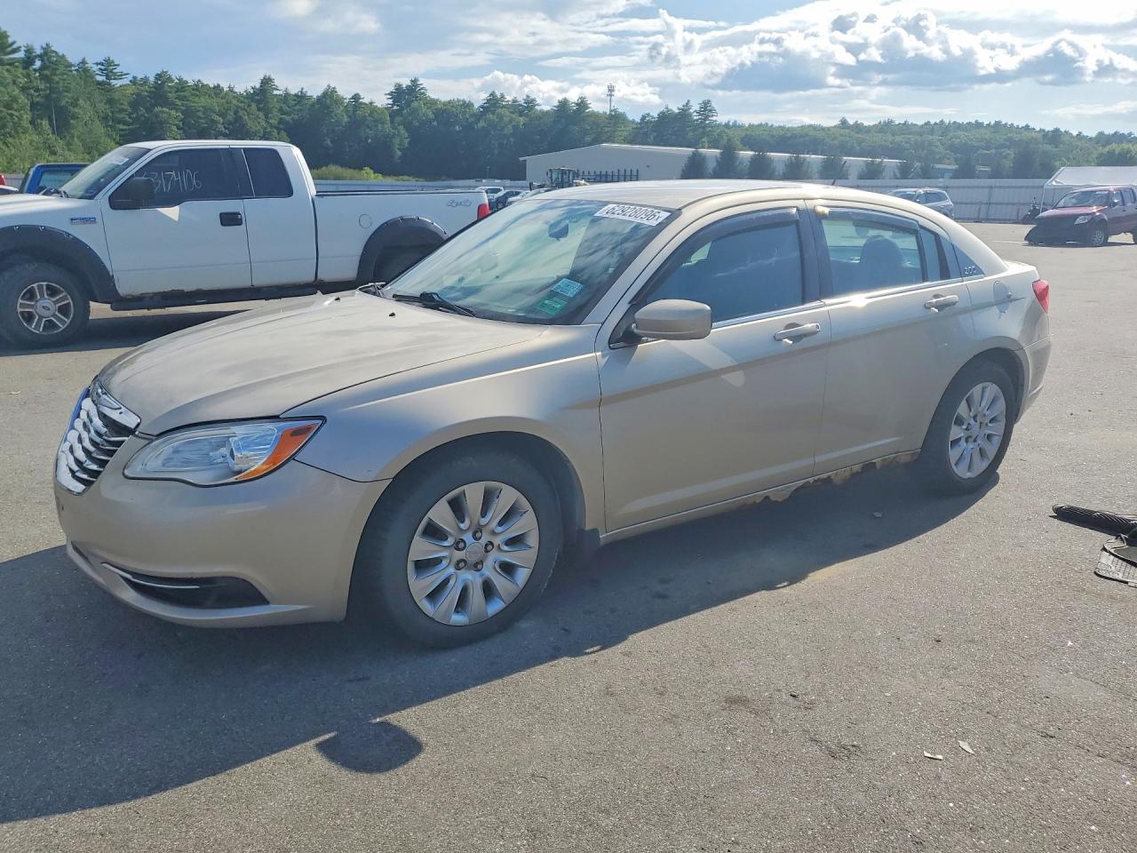 2014 Chrysler 200 Lx Beige vin: 1C3CCBAB3EN124097