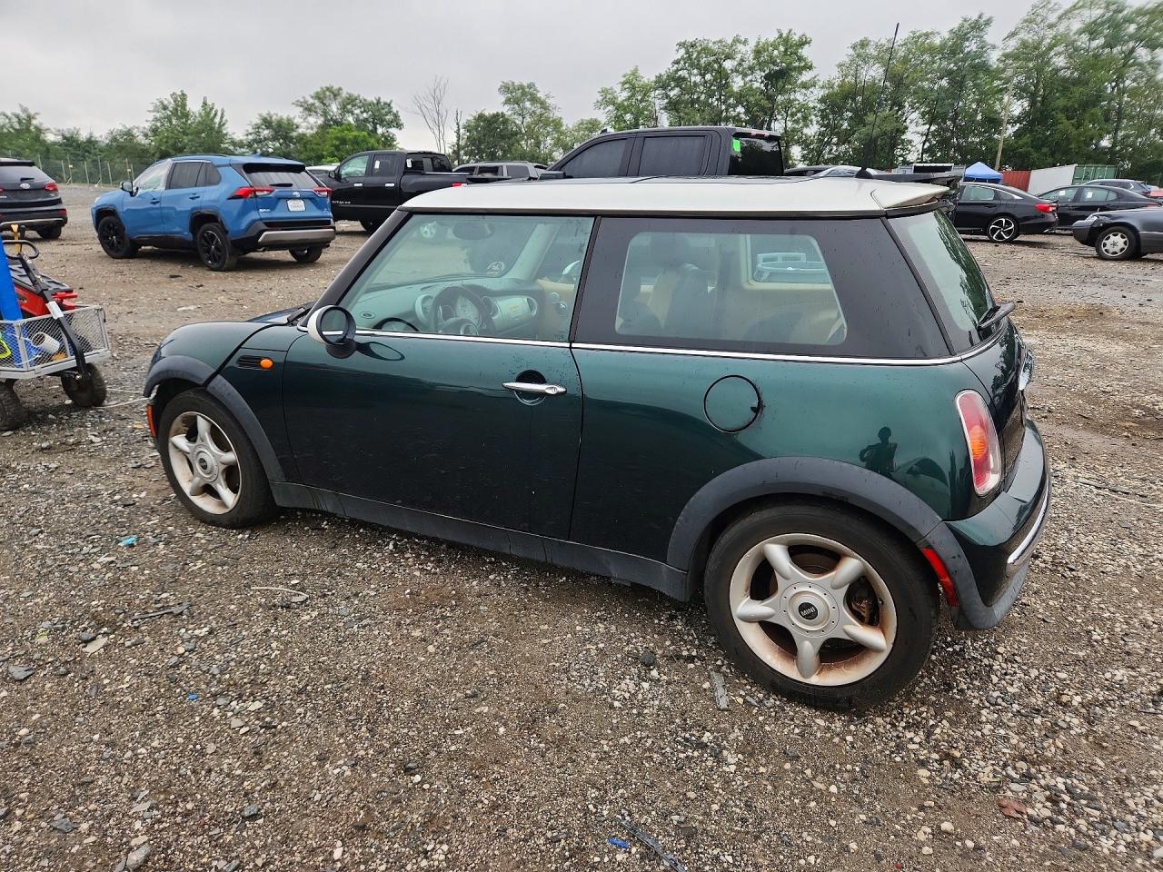 2003 Mini Cooper Green vin: WMWRC33413TE18214